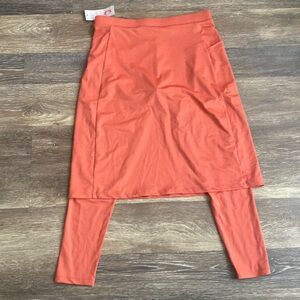 Snoga - N🎉W🎉T! Size medium- terracotta/orangish color.